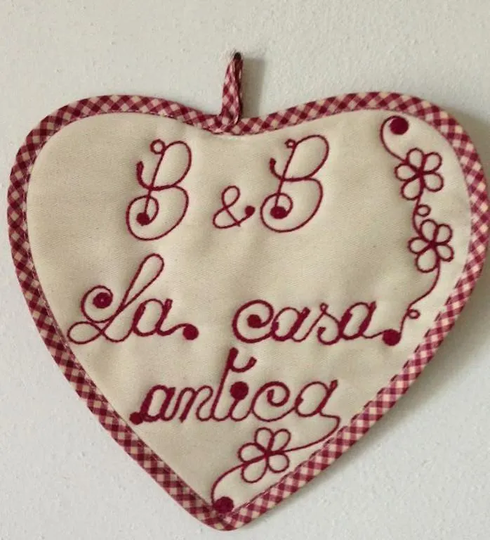 Bed&Breakfast La Casa Antica Macomer 0*,
