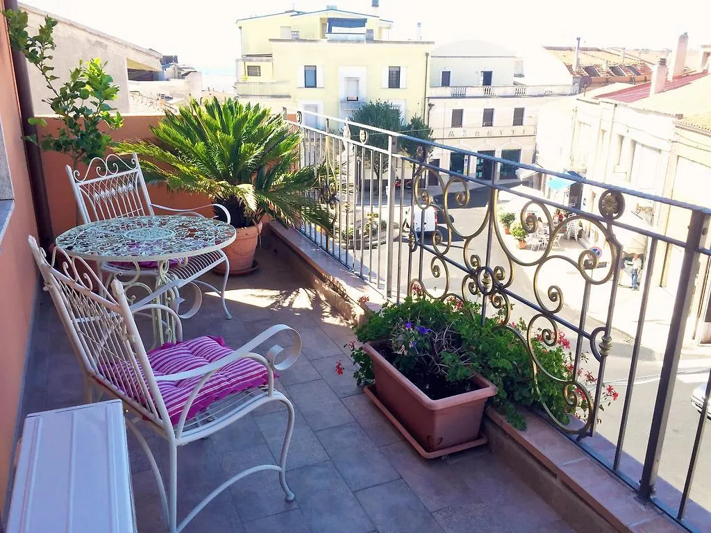 Bed&Breakfast La Casa Antica Macomer 0*,  Italia